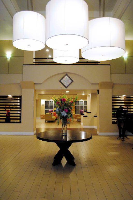 Doubletree By Hilton Chatsworth Лос-Анджелес Экстерьер фото